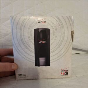 NWT Verizon 4G USB modem